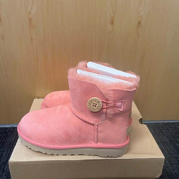 UGG Shoes - NIB UGG Bailey Button II Mini Boots
